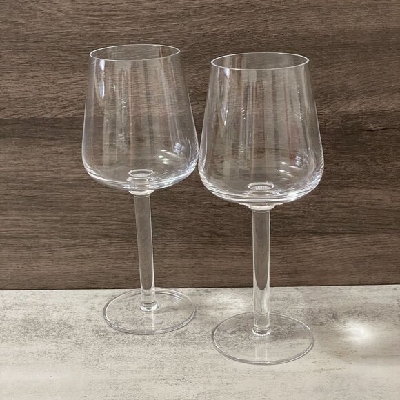 Michael Graves Designs MVG1 Clear Stemmed 8.25" Wine Glasses Set of Two Poland - Picture 1 of 5